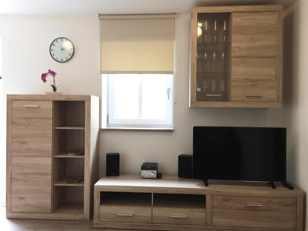 Haus Am Eck - Gaestehaus Und Appartements Altotting Luaran gambar